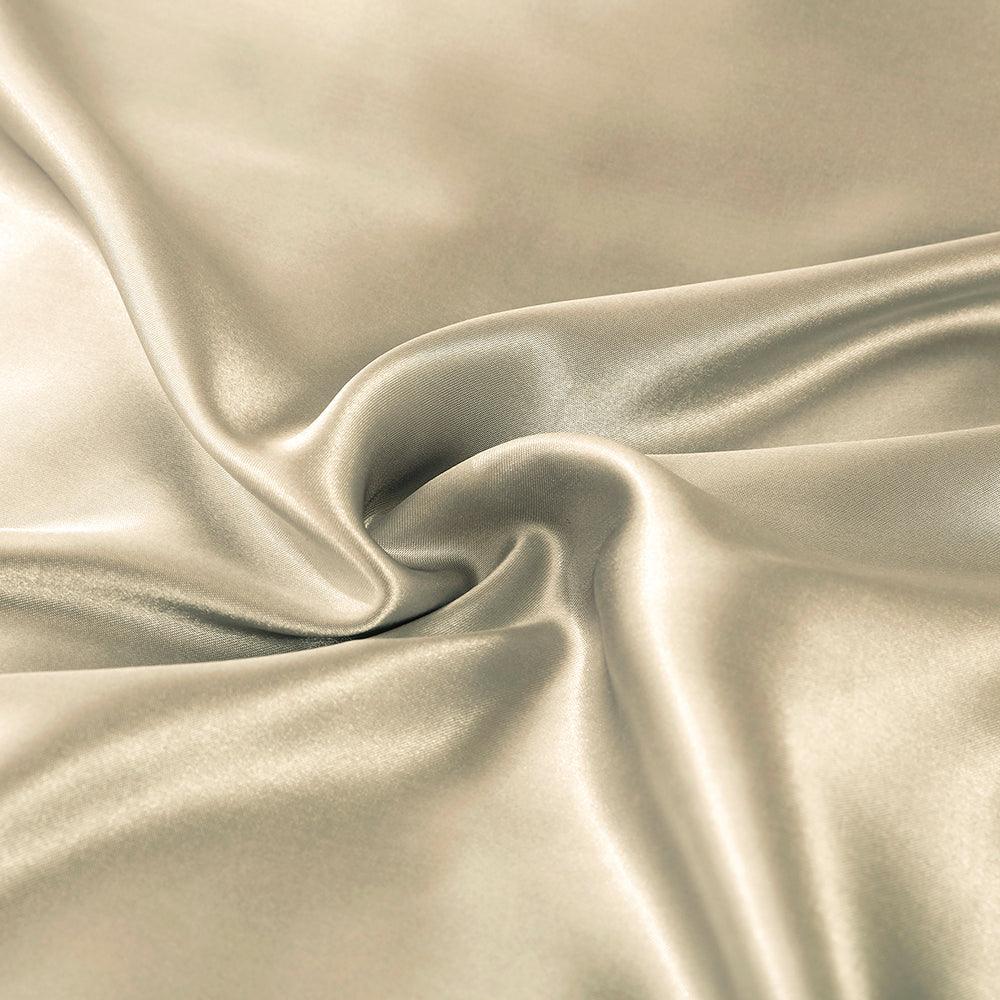 Silky Comforter for King Size Bed - Image 9